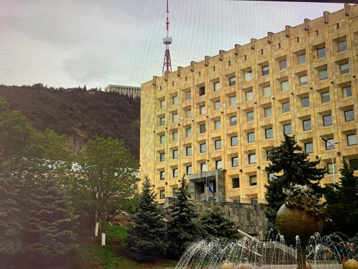White House Taso Apartment Tbilisi Bagian luar foto